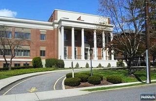 27 W Clinton Avenue 1E, Tenafly, NJ 07670