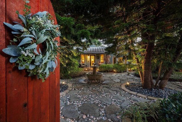 802 NE 2nd Street, Delray Beach, FL 33483