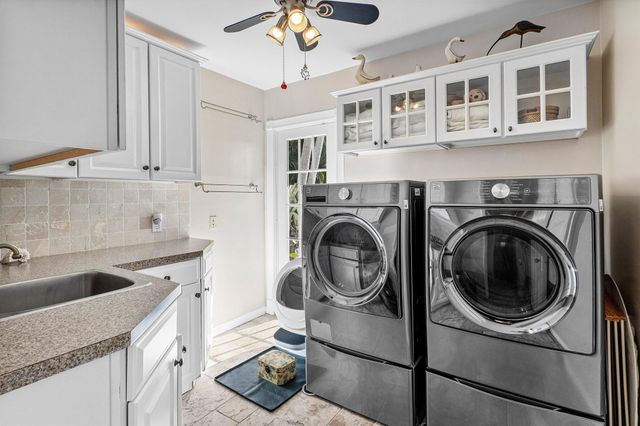 802 NE 2nd Street, Delray Beach, FL 33483