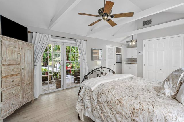 802 NE 2nd Street, Delray Beach, FL 33483