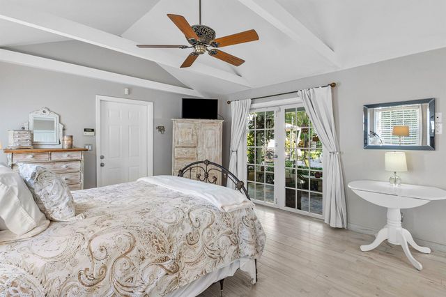 802 NE 2nd Street, Delray Beach, FL 33483