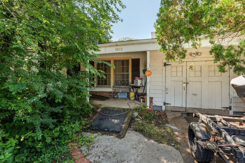 5812 NW 56th Street, Warr Acres, OK 73122