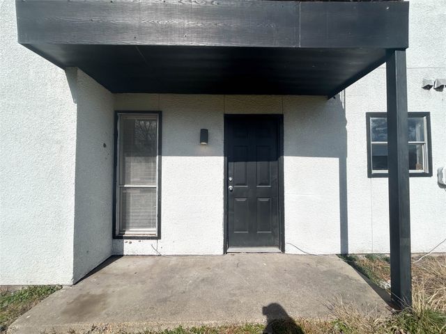 1401 Old Bardwell Road B, Ennis, TX 75119