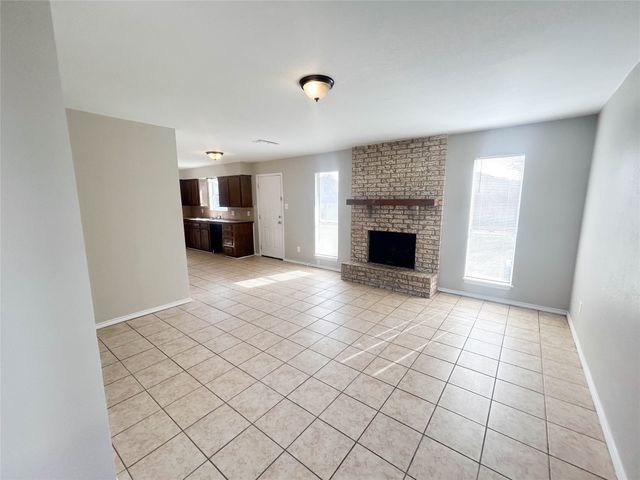 1401 Old Bardwell Road B, Ennis, TX 75119