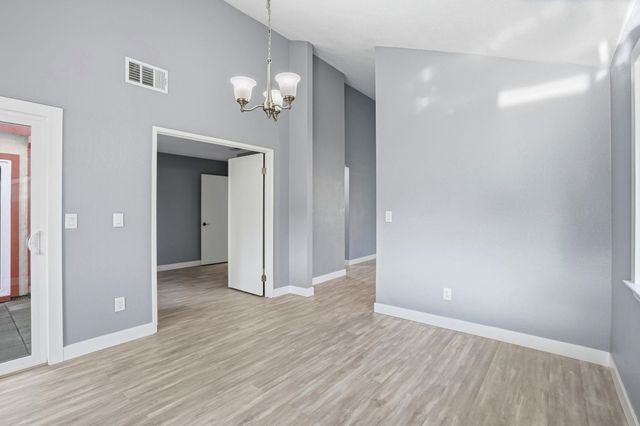 834 Coral Ridge Cir, Rodeo, CA 94572