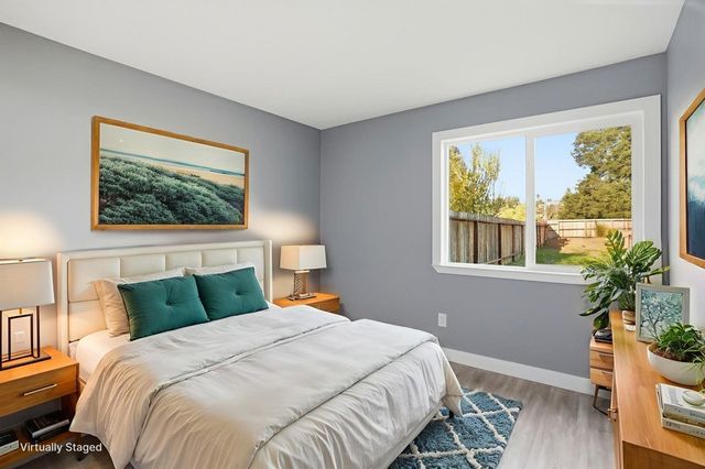 834 Coral Ridge Cir, Rodeo, CA 94572