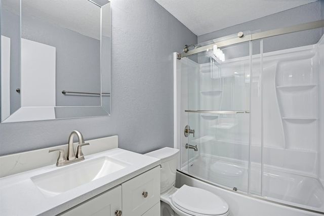 834 Coral Ridge Cir, Rodeo, CA 94572