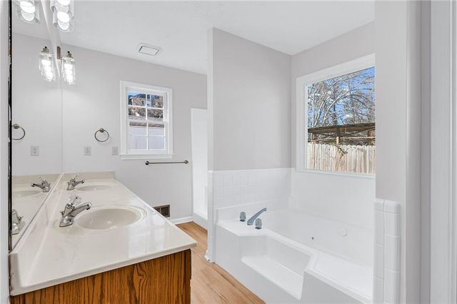 1574 Glenfield Drive, Lawrenceville, GA 30043