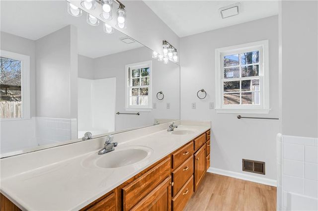 1574 Glenfield Drive, Lawrenceville, GA 30043