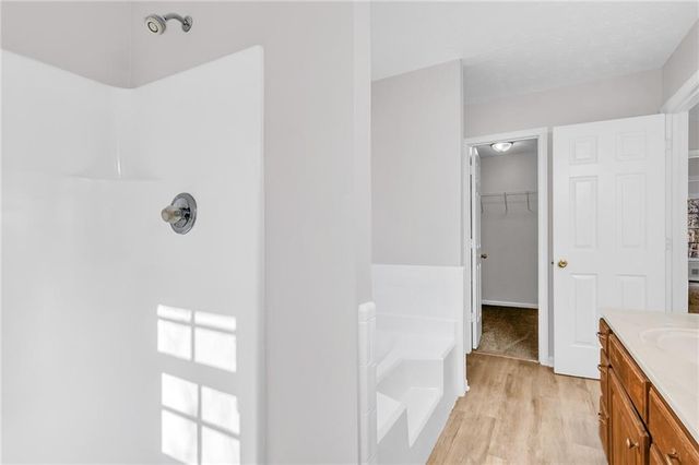 1574 Glenfield Drive, Lawrenceville, GA 30043