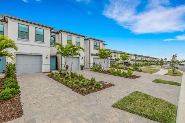 6352 SILVERSTAR DRIVE, Sarasota, FL 34240