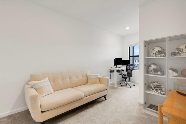 6352 SILVERSTAR DRIVE, Sarasota, FL 34240