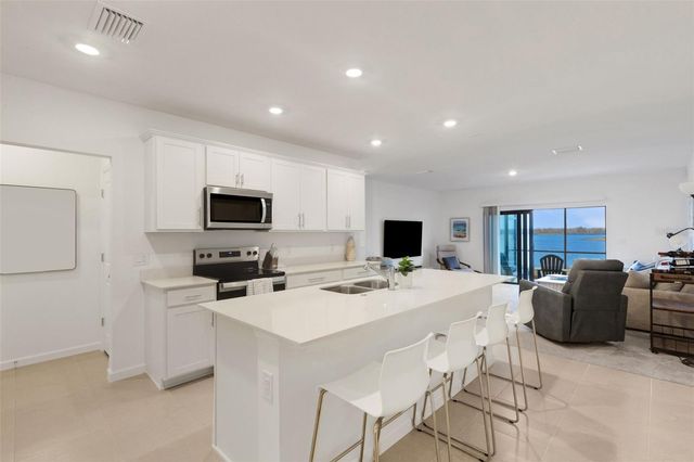 6352 SILVERSTAR DRIVE, Sarasota, FL 34240