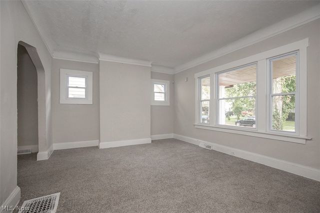 516 E 124th Street, Cleveland, OH 44108
