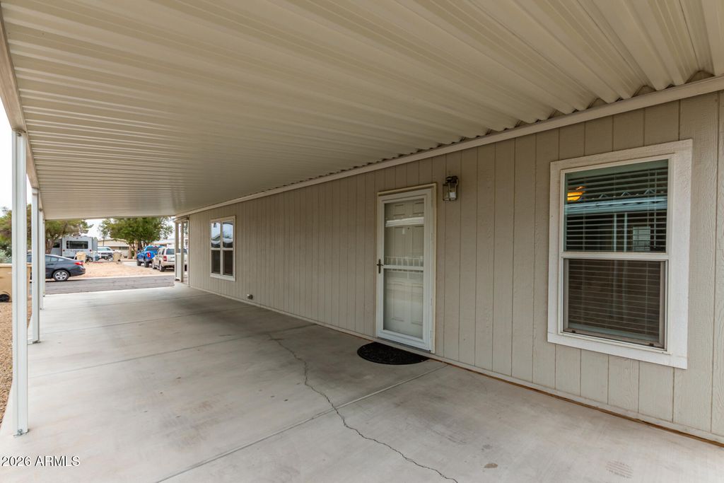 Image 18 of property listing at 10960 N 67TH Avenue 217, Glendale, AZ 85304