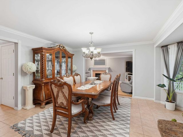 18885 Blackberry Drive, Macomb, MI 48042