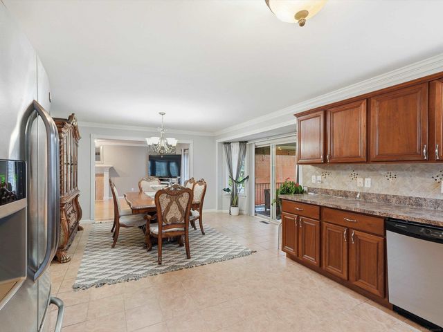 18885 Blackberry Drive, Macomb, MI 48042