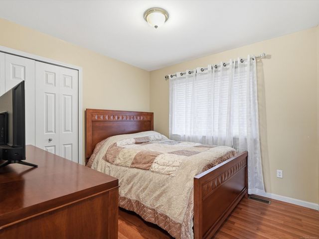 18885 Blackberry Drive, Macomb, MI 48042