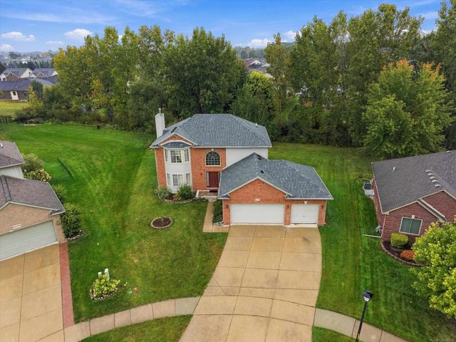 18885 Blackberry Drive, Macomb, MI 48042