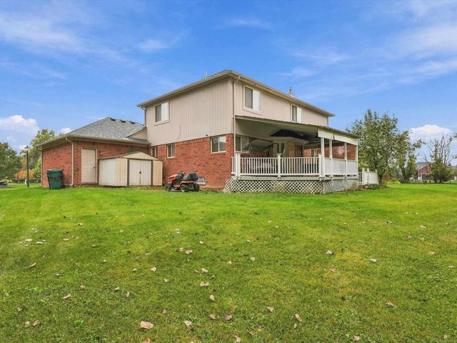 18885 Blackberry Drive, Macomb, MI 48042