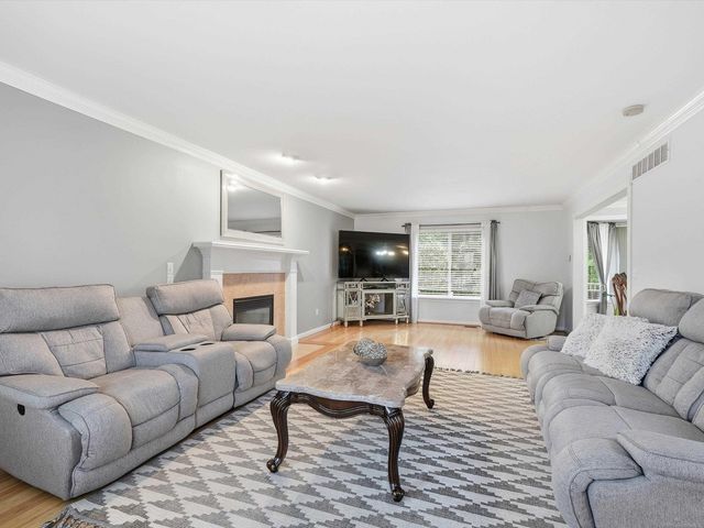 18885 Blackberry Drive, Macomb, MI 48042
