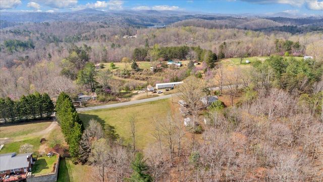 825 Knob Church RD, Henry, VA 24102