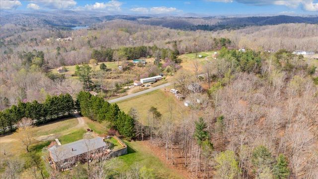 825 Knob Church RD, Henry, VA 24102