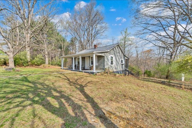 825 Knob Church RD, Henry, VA 24102