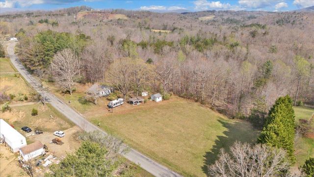 825 Knob Church RD, Henry, VA 24102
