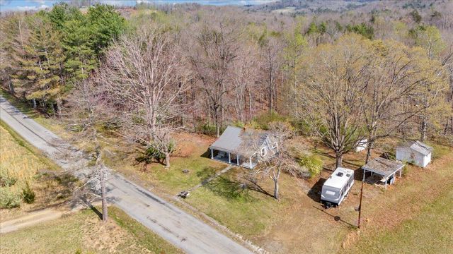 825 Knob Church RD, Henry, VA 24102