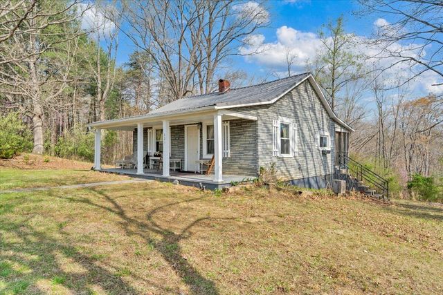 825 Knob Church RD, Henry, VA 24102