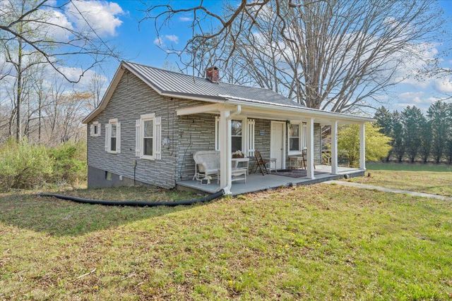 825 Knob Church RD, Henry, VA 24102