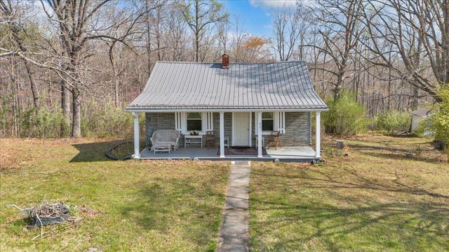 825 Knob Church RD, Henry, VA 24102
