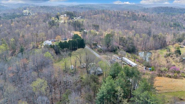 825 Knob Church RD, Henry, VA 24102