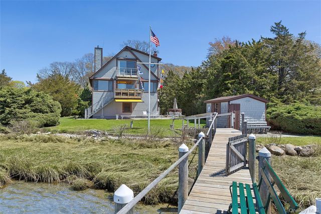100 Crescent Street, Sag Harbor, NY 11963