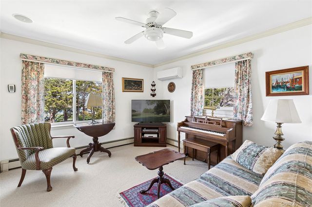 100 Crescent Street, Sag Harbor, NY 11963