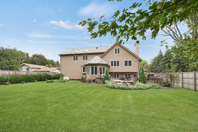 12910 S Hadfield Drive, Plainfield, IL 60585