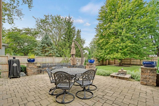 12910 S Hadfield Drive, Plainfield, IL 60585
