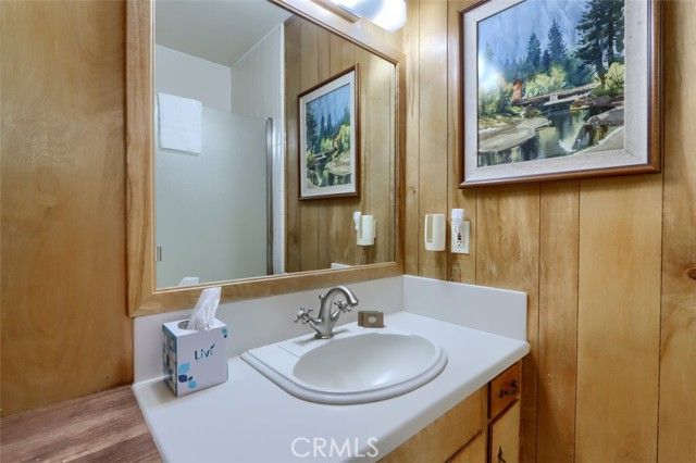 2580 River, Wawona, CA 95389