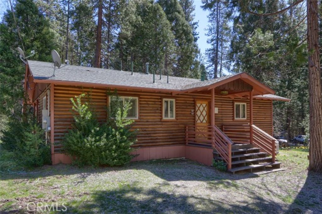 2580 River, Wawona, CA 95389