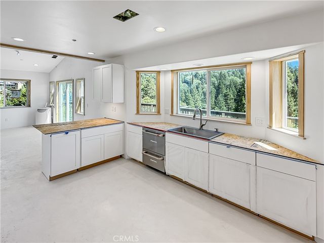 26885 Modoc Lane, Lake Arrowhead, CA 92352