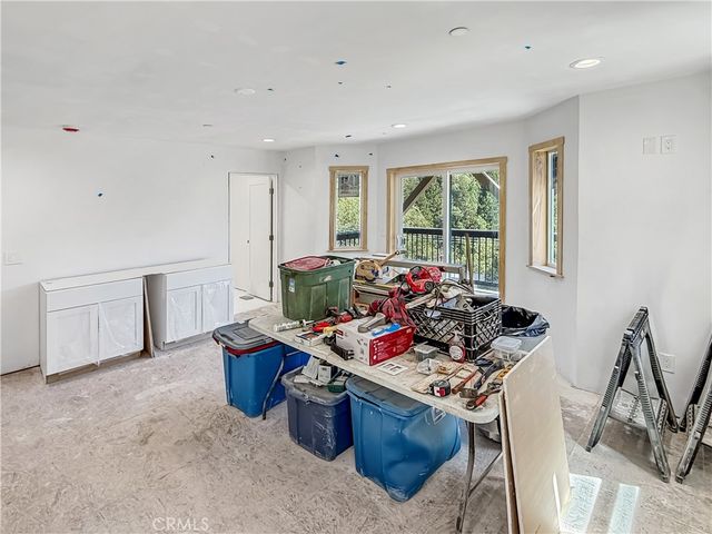 26885 Modoc Lane, Lake Arrowhead, CA 92352
