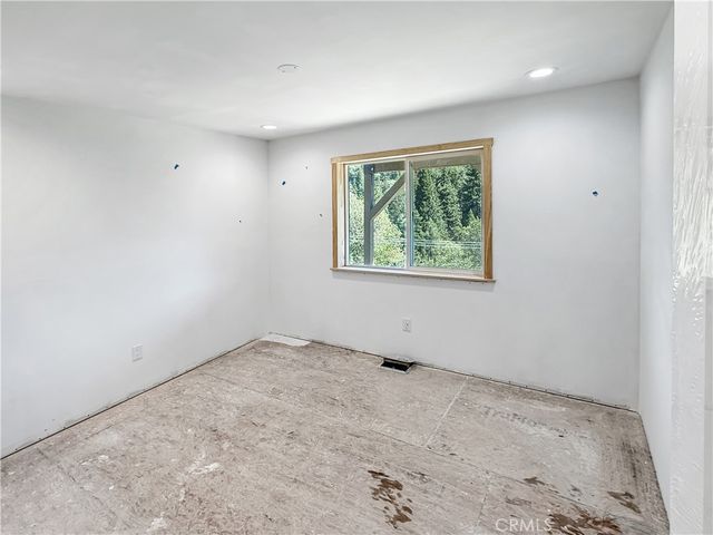 26885 Modoc Lane, Lake Arrowhead, CA 92352