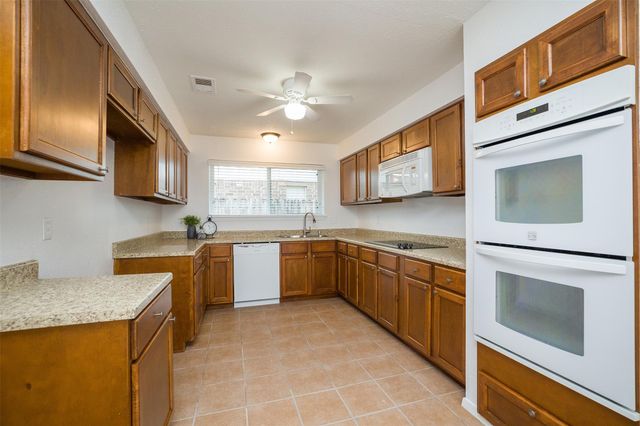 12410 Pantano Drive, Houston, TX 77065