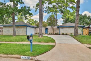 12410 Pantano Drive, Houston, TX 77065