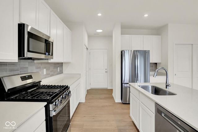 1353 Mahoning Road, Sheridan, IN 46069