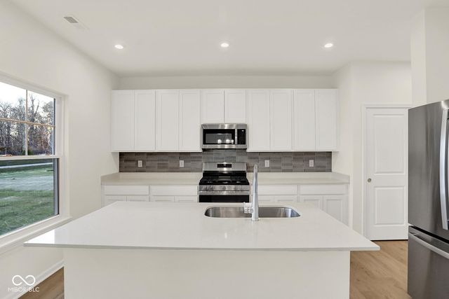 1353 Mahoning Road, Sheridan, IN 46069