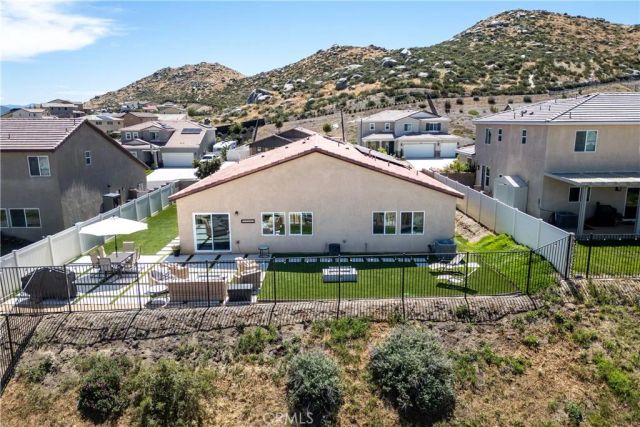 30716 Foxhollow Drive, Winchester, CA 92596