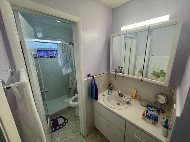 11012 SW 4th St, Sweetwater, FL 33174