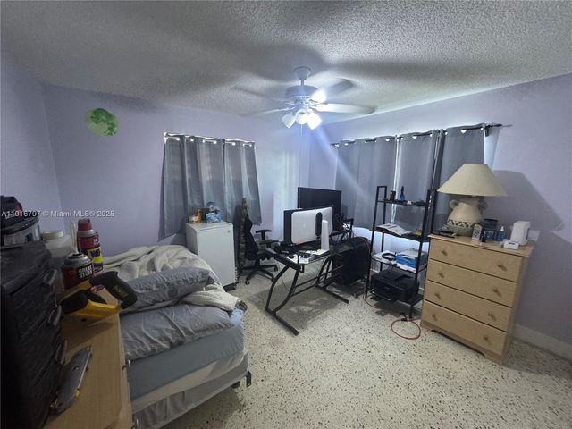 11012 SW 4th St, Sweetwater, FL 33174